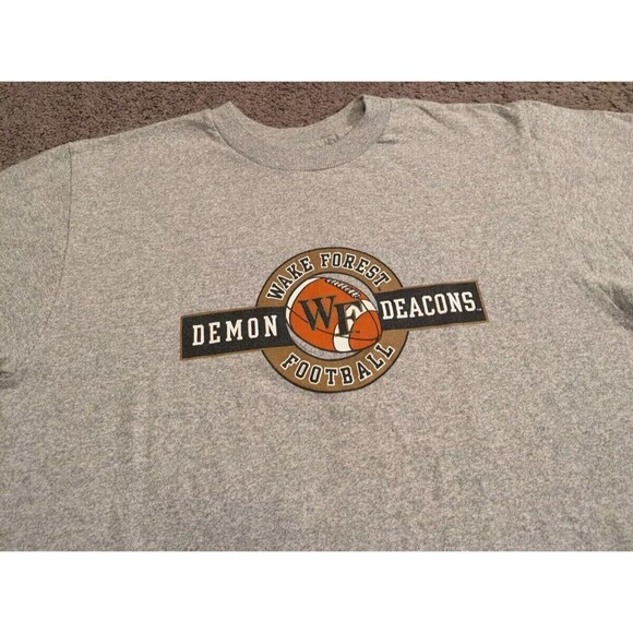 Vintage Cotton Exchange Wake Forest Demon Deacons Football T-Shirt Men's M - Picture 2 of 6